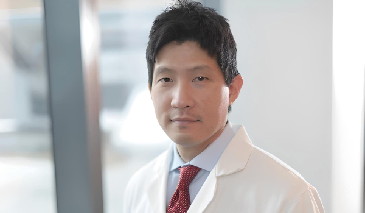 Dr. David J. Chung